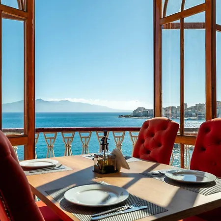 Monte Carlo - Rooftop Pool 4* Sarandë