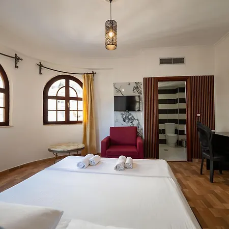 Monte Carlo - Rooftop Pool 4* Sarande